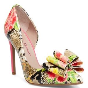 Betsey Johnson Prince- P Heels NEW